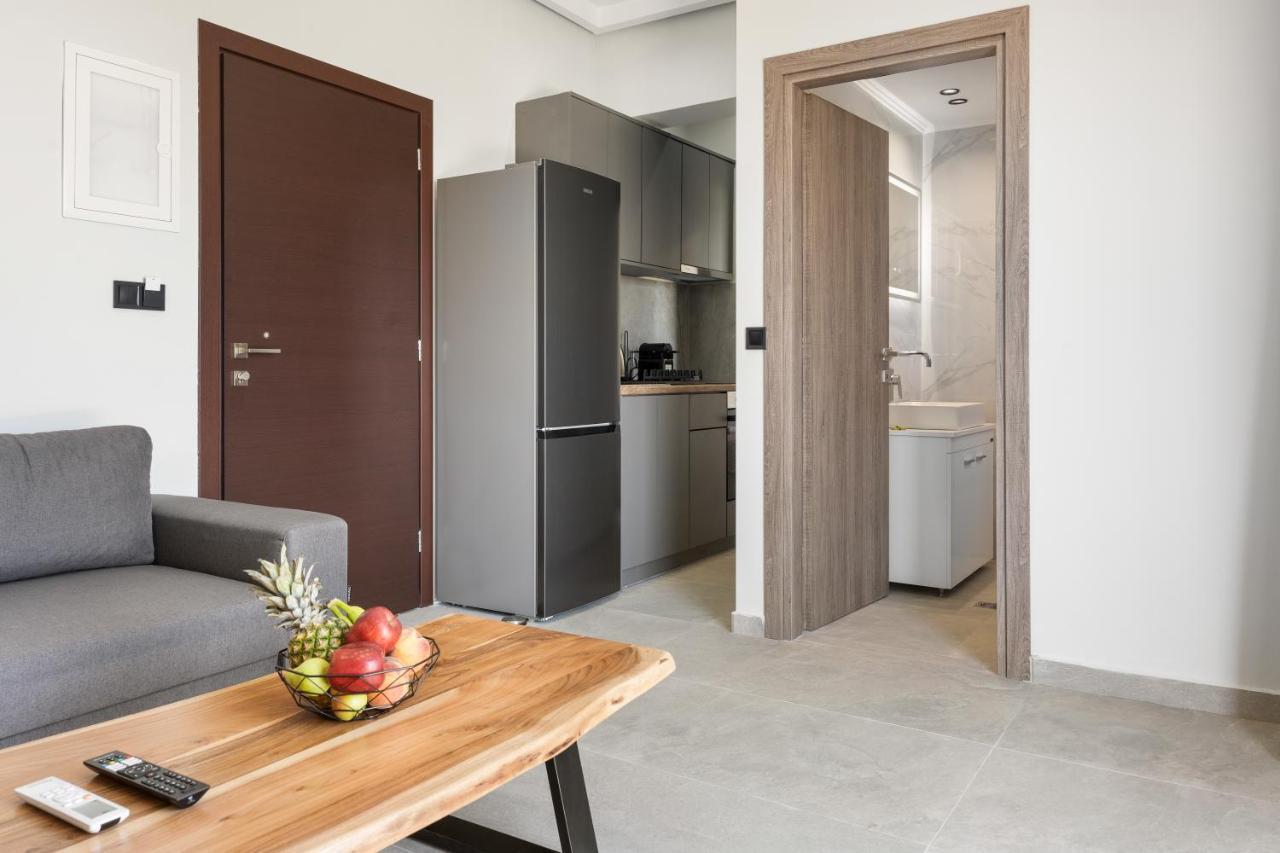 Robin'S Aparthotel Apolpaina Bagian luar foto